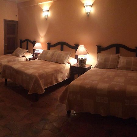 Hotel Barranca 10 圣米格尔－德阿连德 客房 照片
